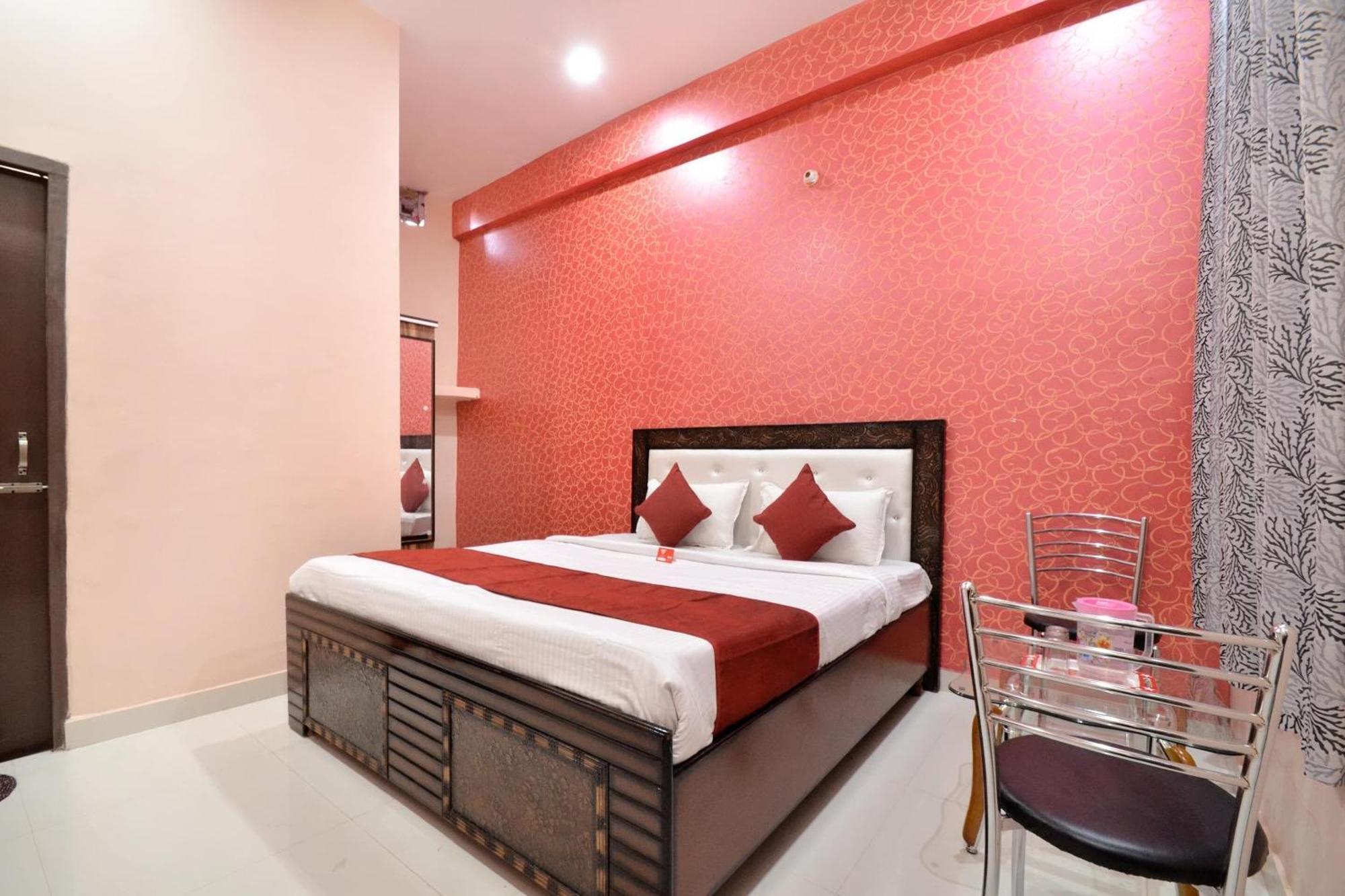 Hotel O Galaxy Nayagaon ภายนอก รูปภาพ